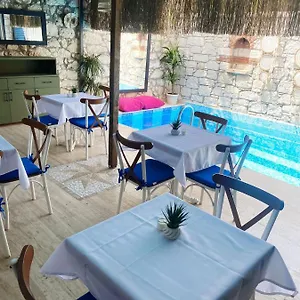 https://pan-alacati.aegeanhotels.net